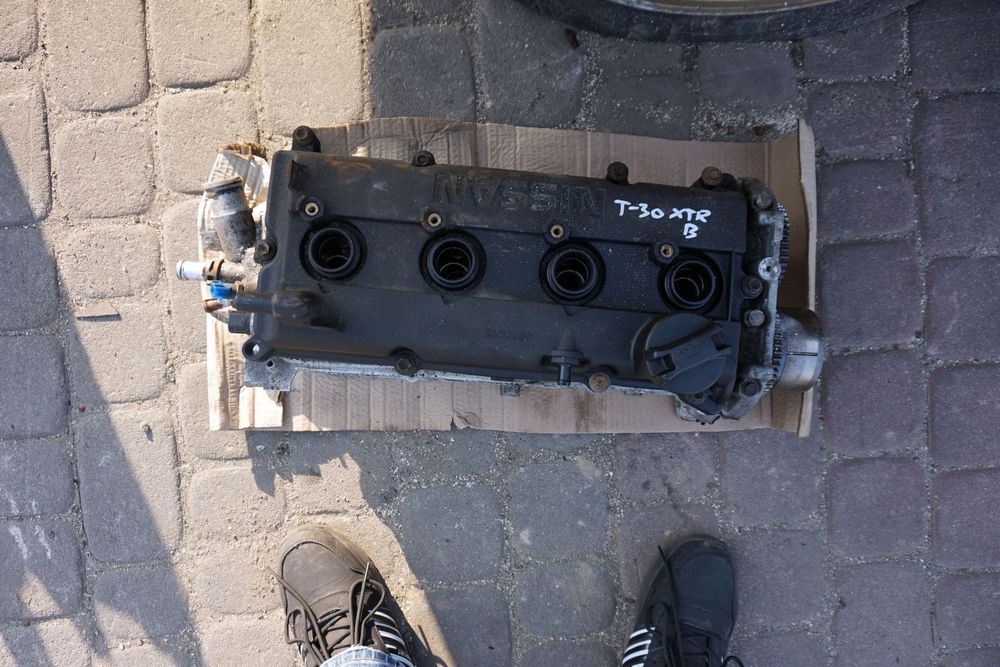 GŁOWICA SILNIKA 11040-8H302 13264-8H303 X-TRAIL T30 I 2.0 16V NISSAN 2001-2007