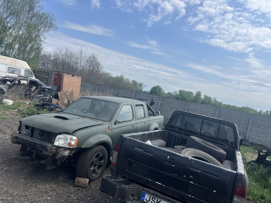 Продам задний мост Передний мост мотор Nissan Nавара D22