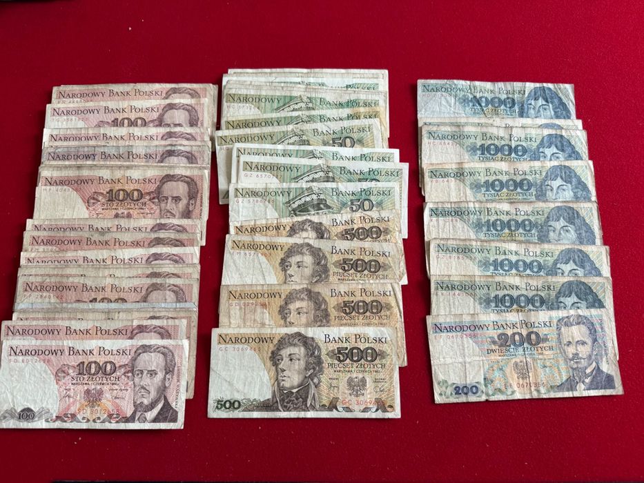 Banknoty PRL zestaw 70 sztuk