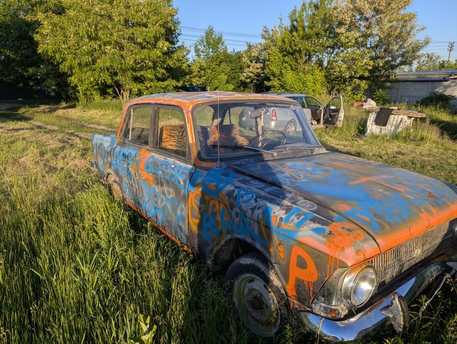 Москвичи 412  2шт