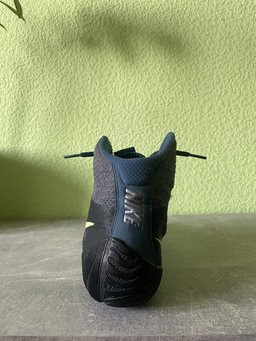 Боксерки Nike Tawa 42.5
