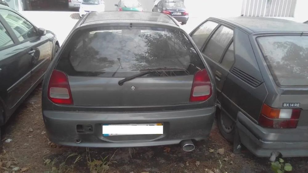 Mitsubishi Colt 1.3 75cv 3P 1998 - Para Peças