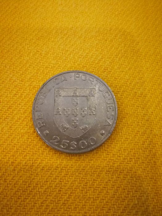Moeda portuguesa 25 escudos