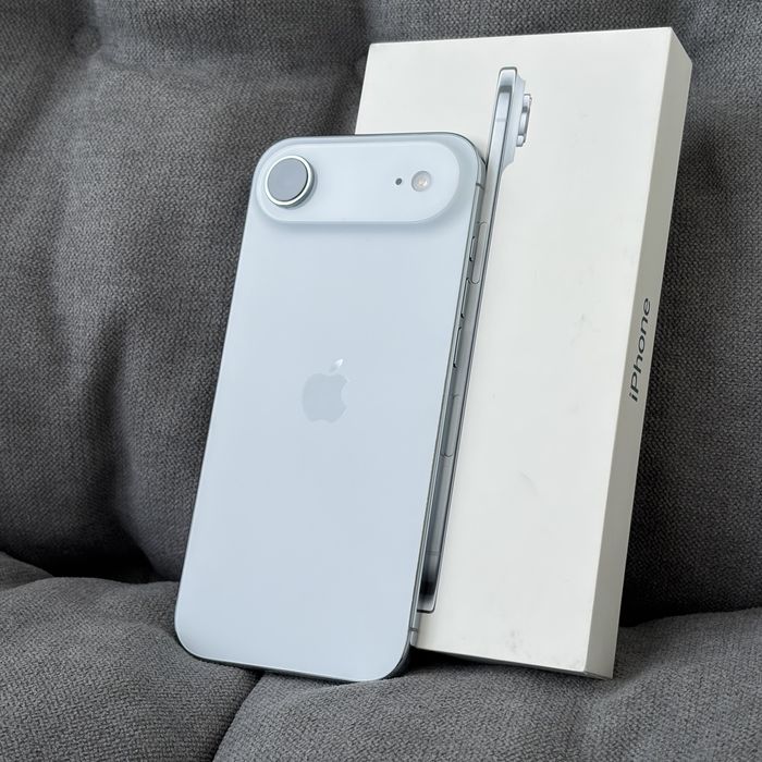 Apple iphone 17 Air Sky Blue 256gb