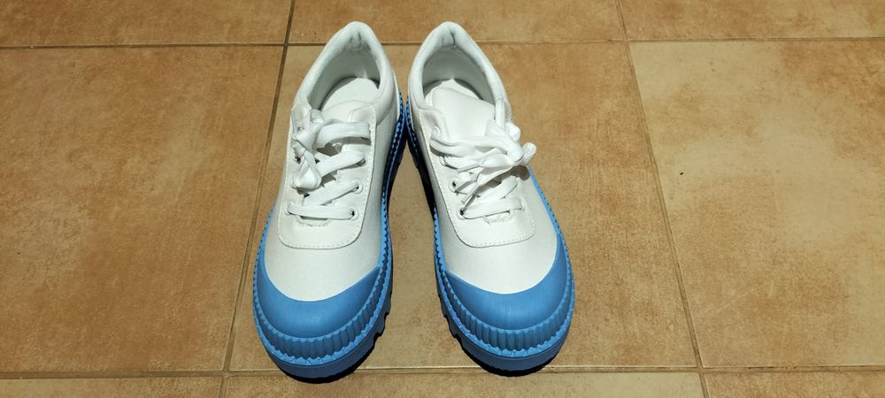 Trampki damskie rozm. 38