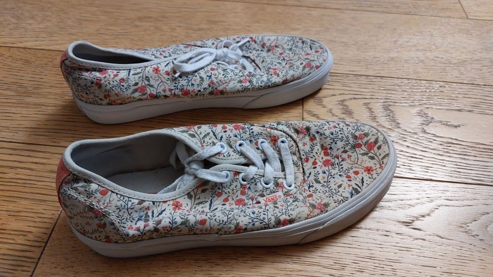 Tenisówki vans używane 40
