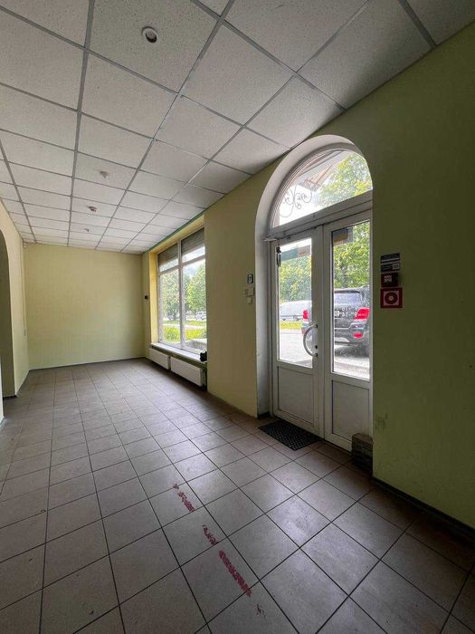 Продаж приміщення вільного призначення в районі Ж/Д вокзалу!