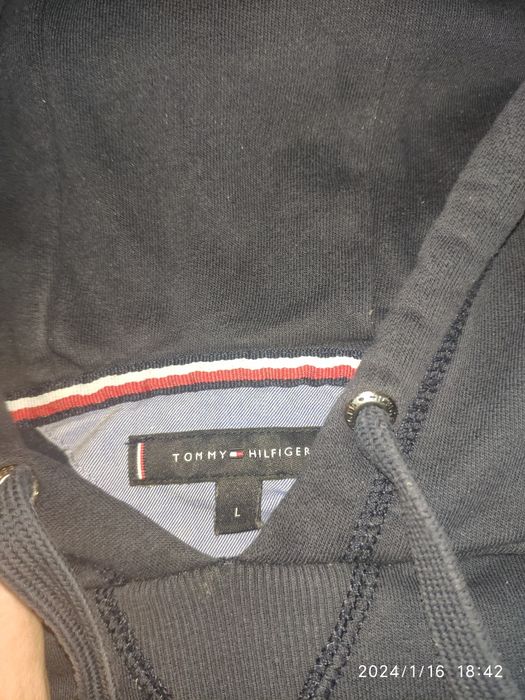 Bluza z kapturem Tommy Hilfiger. Rozmiar L.