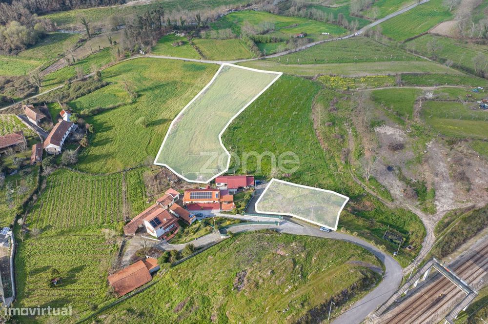 Propriedade Rural em Meinedo - Duas Moradias Lousada
