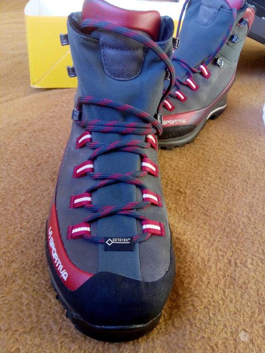Buty La Sportiva Trango TRK Leather Women GTX Carbon