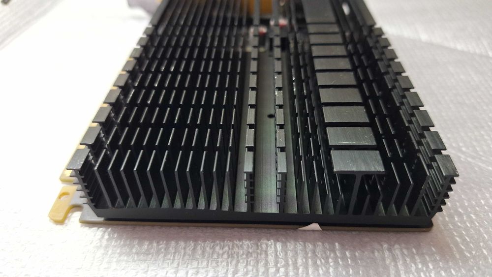 Placa Grafica Zotac GT610 1GD3 (Silent Passive Cooler)