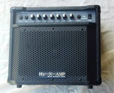 Baixo elétrico e kit