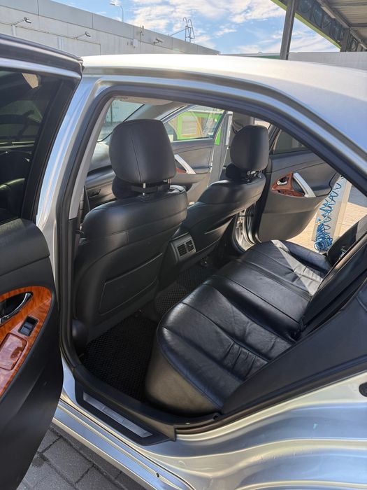 Toyota Camry 40