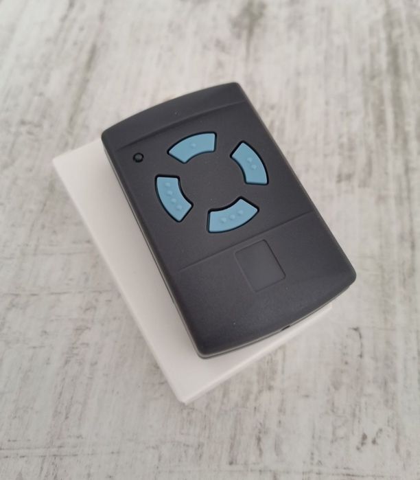 Nowy pilot do bram Hormann 868MHz