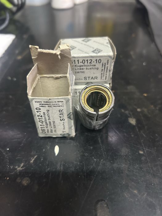 Rolamento linear STAR 0611.012.10