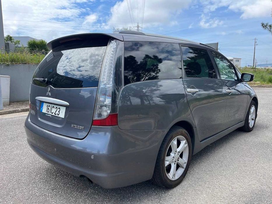 Mitsubishi Grandis 2.0 D-ID 7 lugares