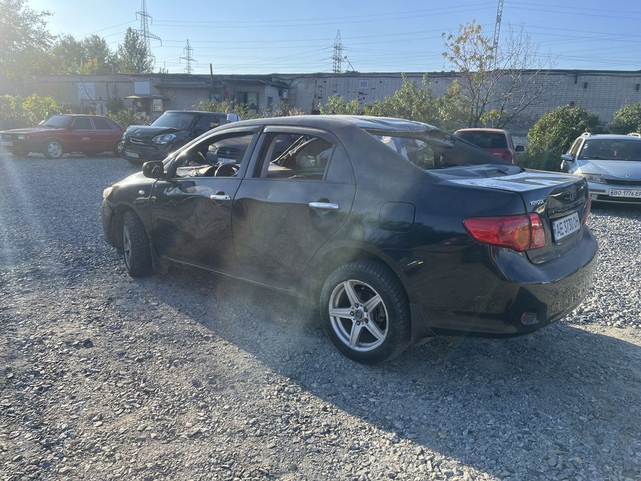 Авто toyota corolla  2008  1,6 л автомат