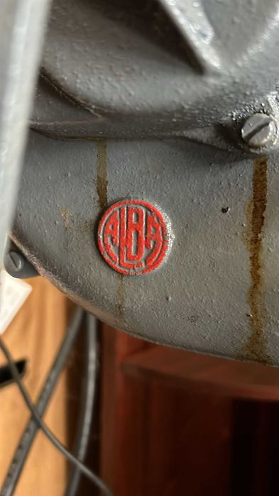 Forja para acender carvão