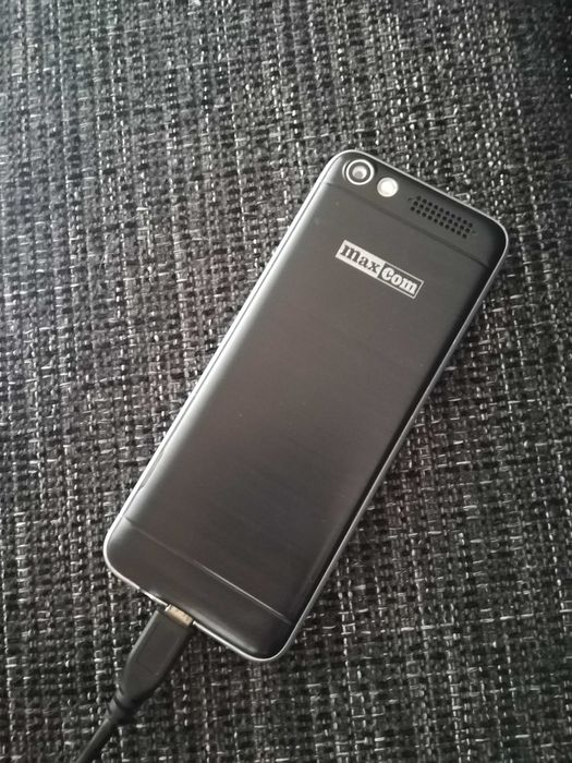 Nearly New Dual-SIM Mobile Phone63824210141059121