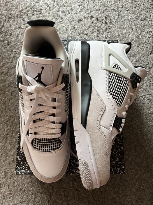 Jordan 4 Military Black
