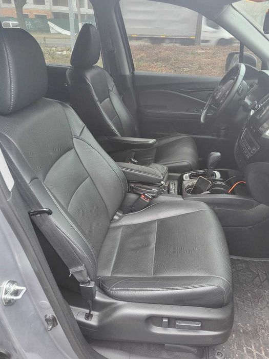 Продам авто Honda Pilot офіційна в гарному доглянутому стані