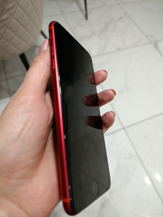 Айфон 8+.Телефон.