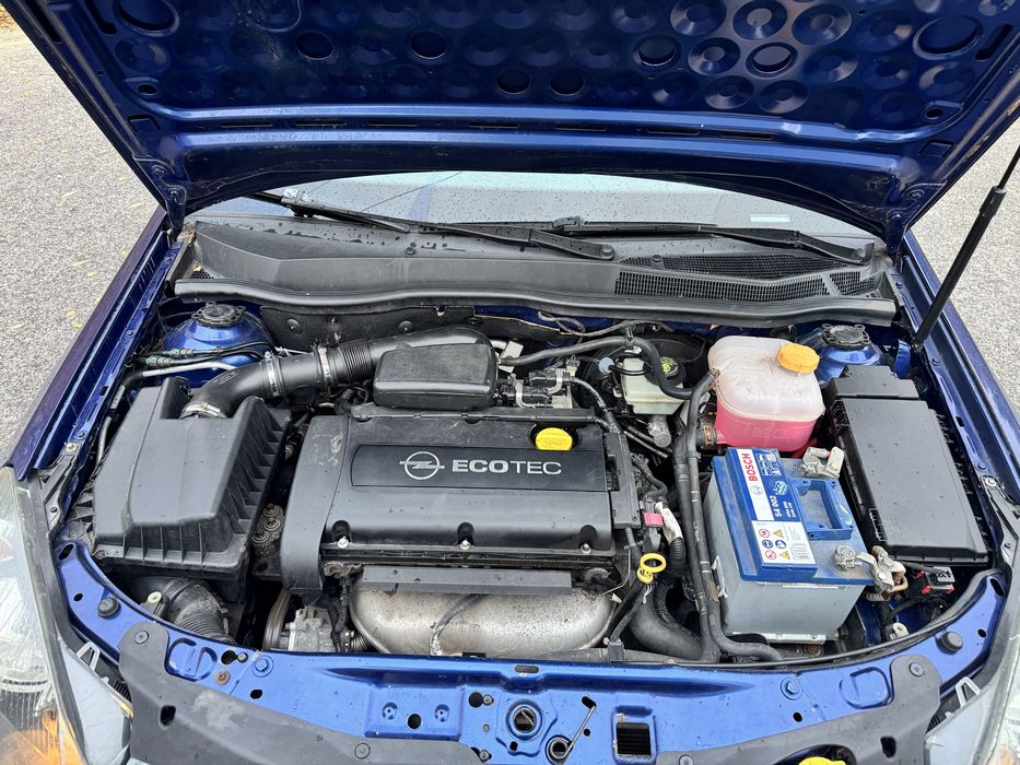 Opel Astra 1.6 105km