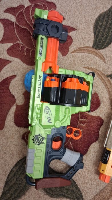 Nerf, бластери рвзні