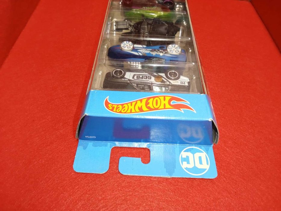 Hot Wheels Batman DC Gift Pack