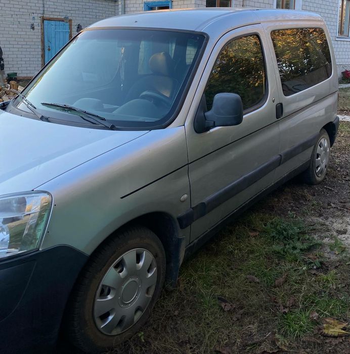 Продам Пежо партнер