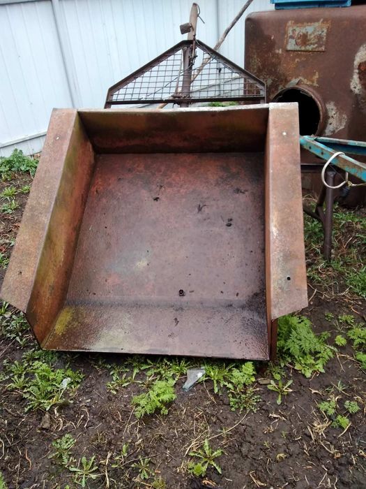 Прицеп мотоблочний.самосвал б.у