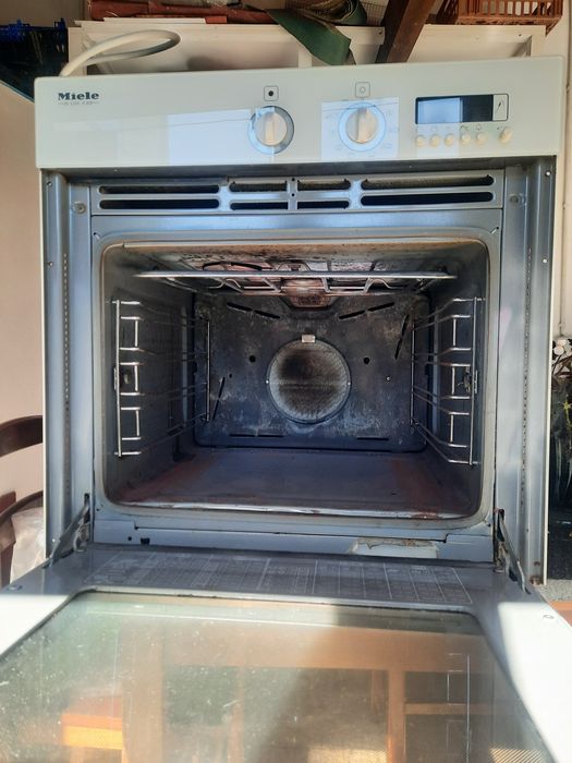 Forno Miele de Luxe H 818