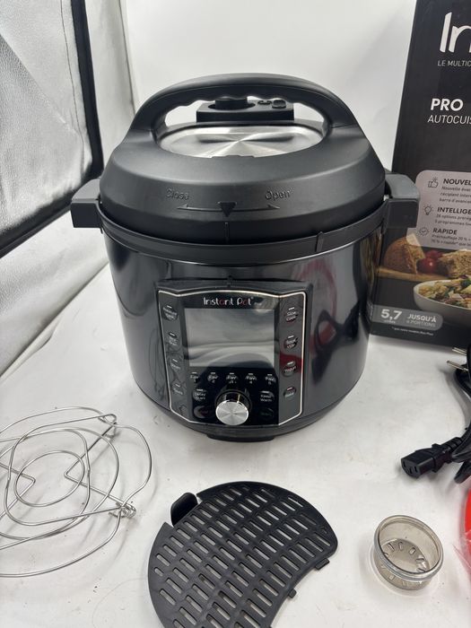 Instant pot pro 10-1 multicooker