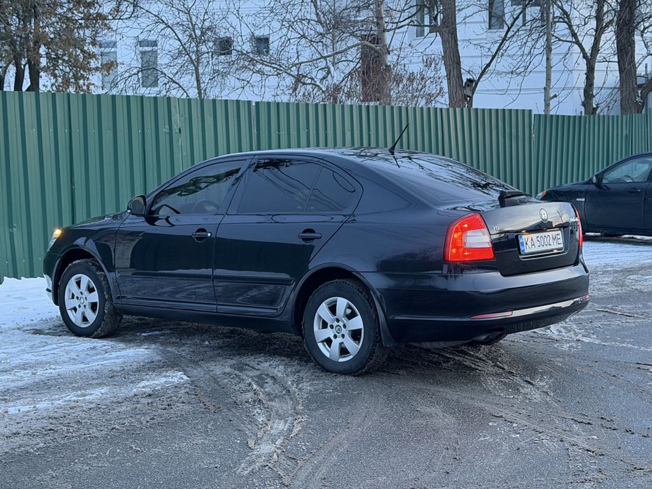 Продам Skoda Octavia 1.8