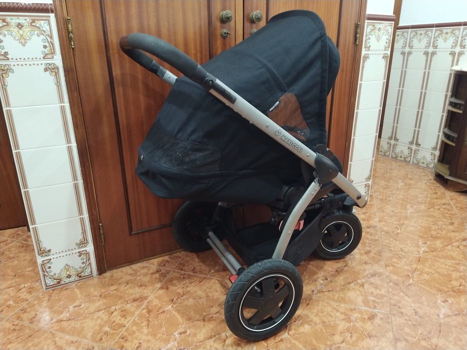 Carrinho de bebé passeio Maxi-Cosi Mura Plus carro cozinha quarto apartamento vivenda escritório gabinete.