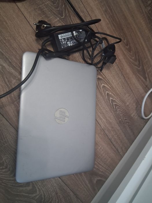 hp 820 g3 elit book i5