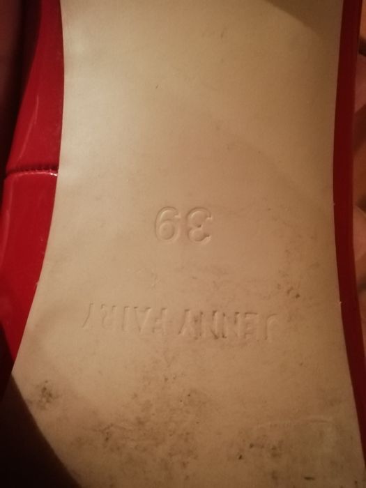 Lakierki, czerwone 39, stan idealny