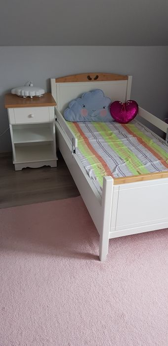 Łóżko z szafką nocną