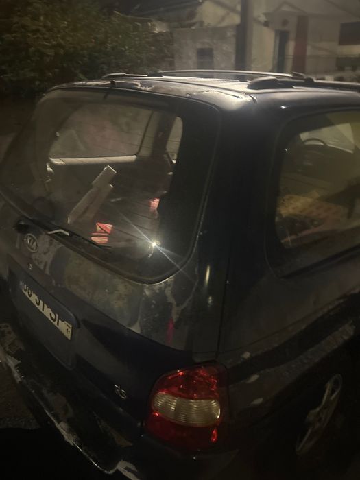 Kia Carnival 2001 — photo 4