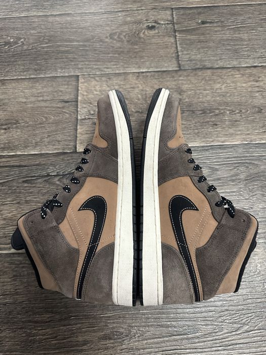 Кросівки NIKE AIR JORDAN 1 MID SE