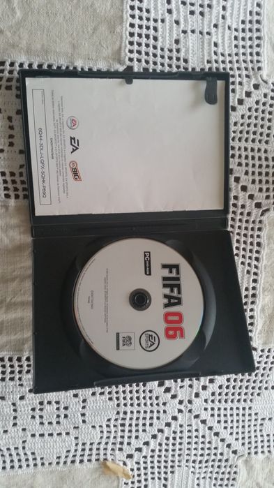 FIFA 2006 - PC DVD-Rom como novo