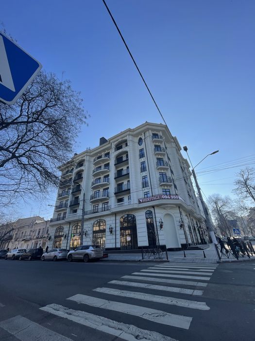 Розкішна квартира 142 м у новому клубному будинку Гімназист!