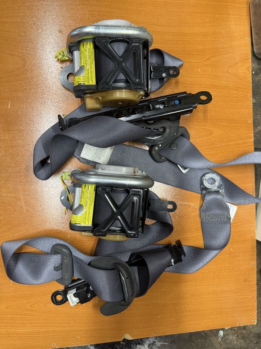 Продам ремни и подушки безопасност Toyota Prado 120 бензин 4,0 2008 гв