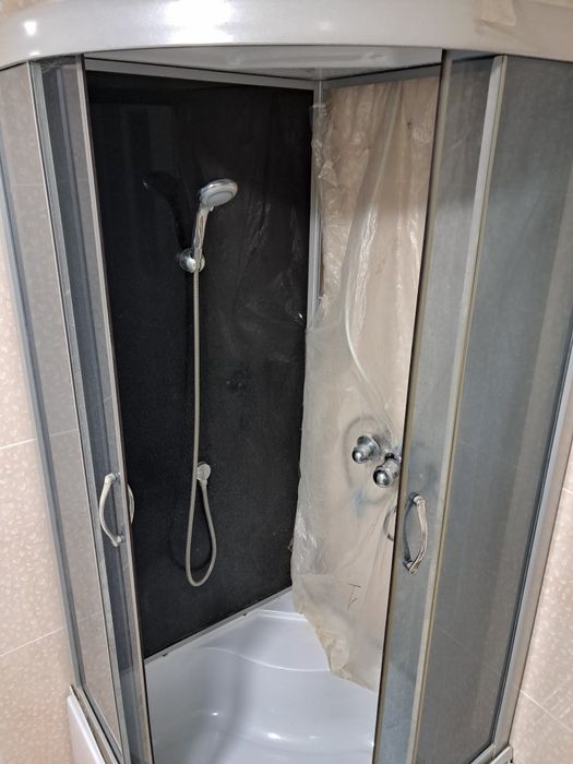 Продам душову кабіну 2800