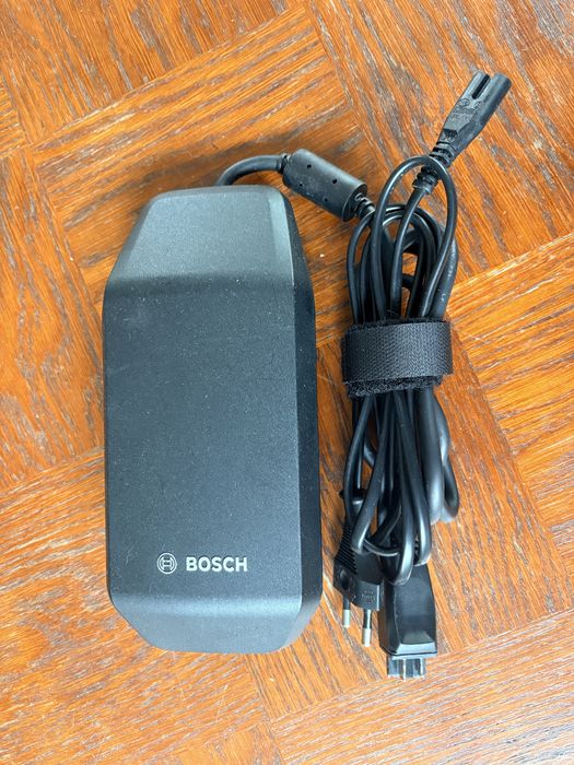 Ładowarka do roweru Bosch Smart BPC3400