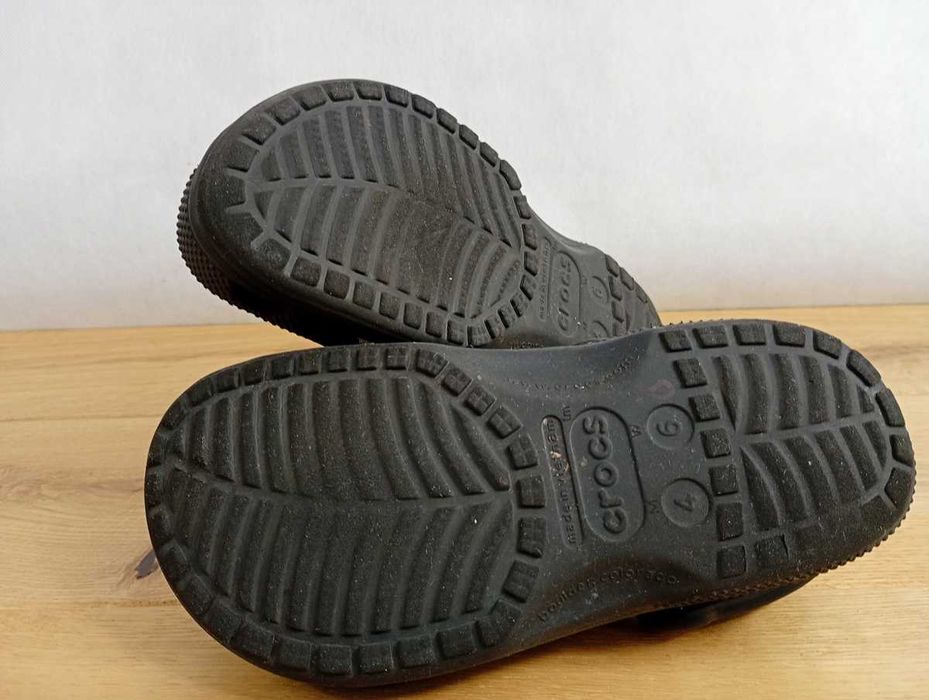 Klapki Crocs Classic Clog, Black, rozmiar W6, 36/37