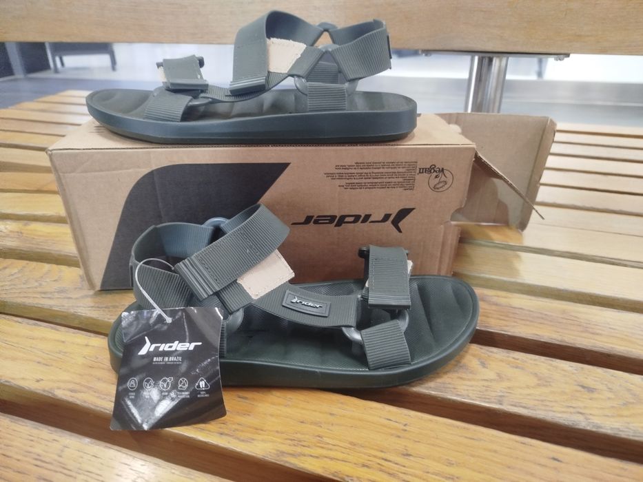 НОВІ Сандалі Rider!