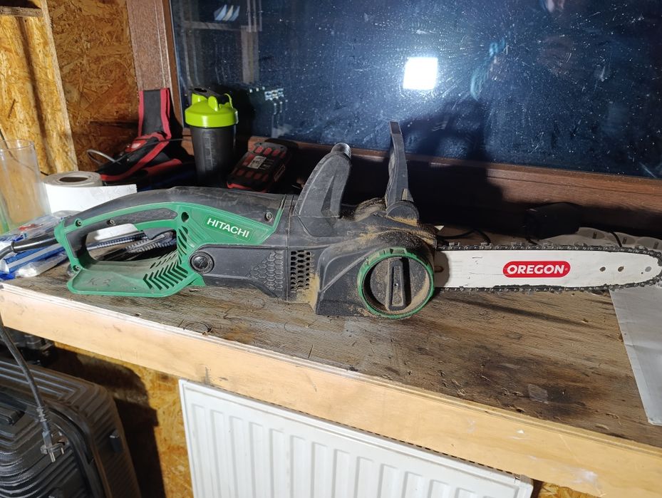 Piła łańcuchowa elektryczna hitachi cs35y