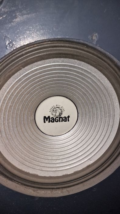 tuba basowa skrzynia subwoofer  Magnat