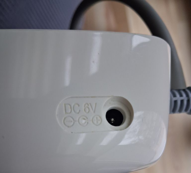 Ciśnieniomierz naramienny Intec U70LH